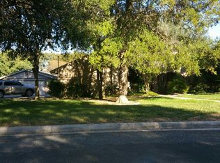 217 Vista Robles St, Hollywood Park, TX 78232