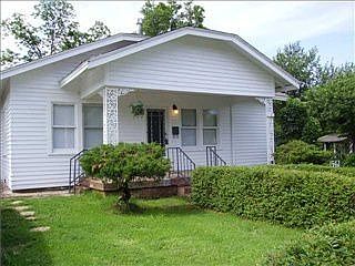 1st image of 1542 NW 45th St