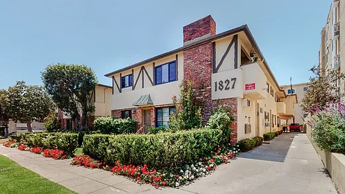 M1827 Photo 1
