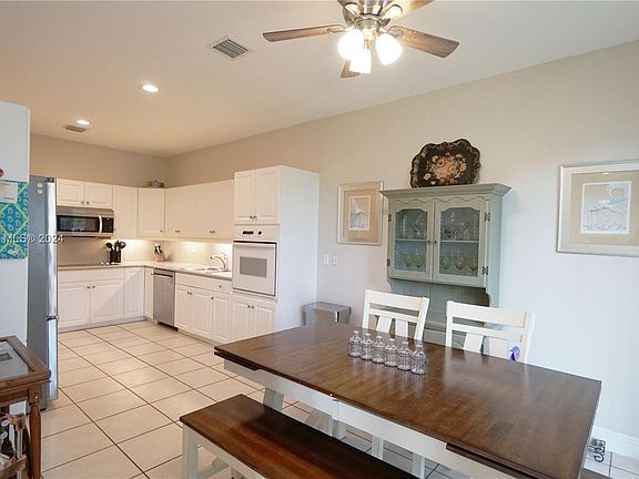 5th image of 8624 SW 139th Ter
