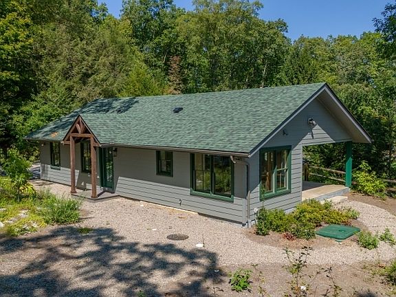 4th image of 232 W Shore Dr