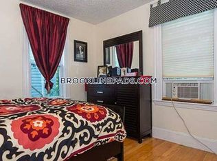 8 Rice St #3, Brookline, MA 02445