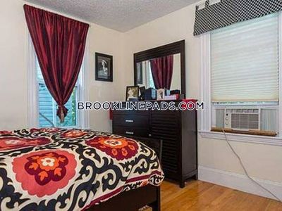 8 Rice St #3, Brookline, MA, 02445