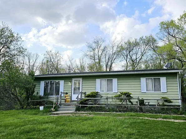 7416 W Olive Rd, Elwell, MI 48832