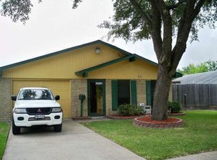 306 Clover Ln, Garland, TX 75043