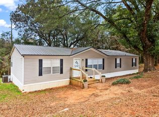 8139 Judge Logue Rd, Newton, AL 36352