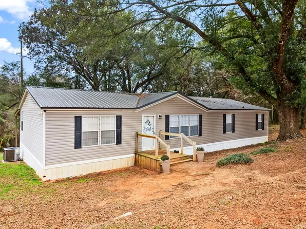 8139 Judge Logue Rd, Newton, AL 36352