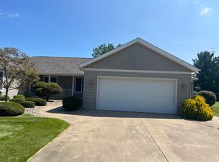 36 Oakwood Dr, Coldwater, MI 49036