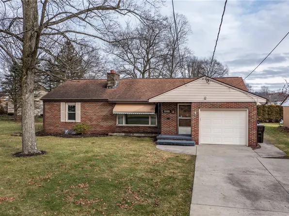 386 Boyd Dr, Hermitage, PA 16148