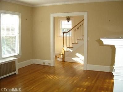 5th image of 406 Mayflower Dr
