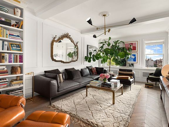 5th image of 170 2nd Ave APT 16B