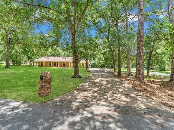 2nd image of 361 Forest Ln