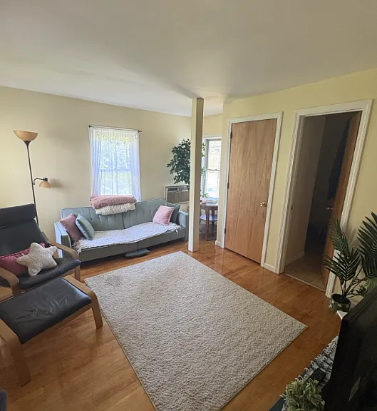 43 S Prospect St #2 — Photo 3