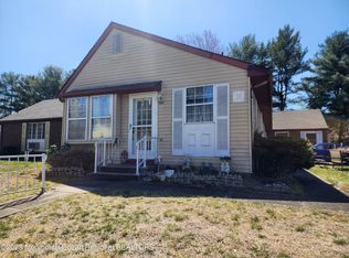 29 Easton Dr #B, Manchester Township, NJ 08759