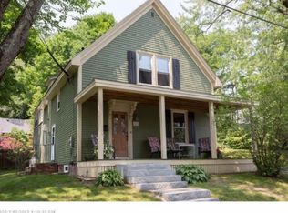 4 Cottage St, Freeport, ME 04032