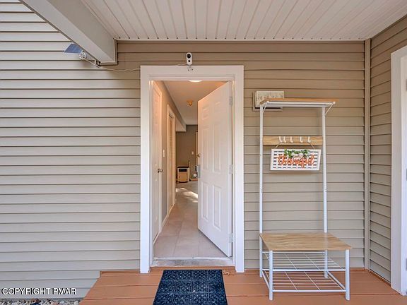 3rd image of 3305 Windermere Dr #3305