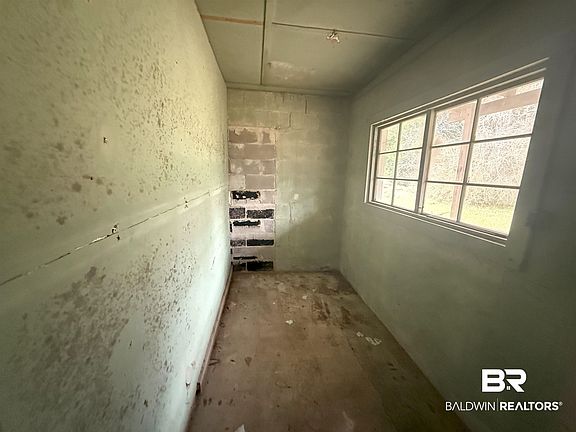 5th image of 1166 Military Rd