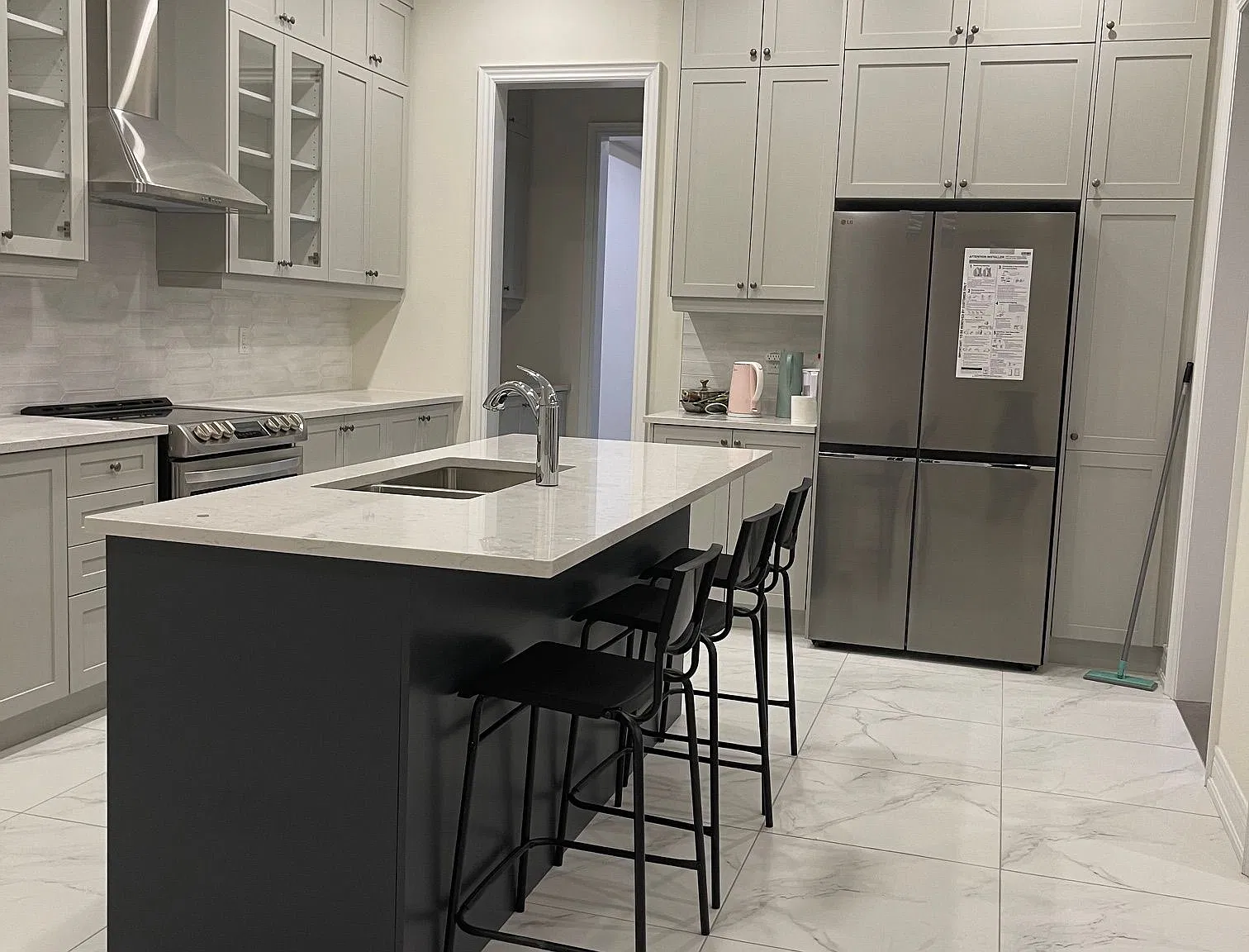 1 bed, $1,130 — Photo 3