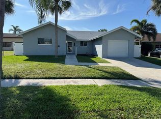 354 SE 5th St, Dania, FL 33004