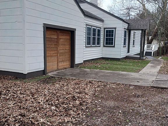 2nd image of 617 8th Ave