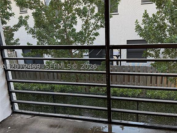 5th image of 20800 NE 8th #206-17