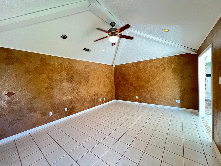 2312 Blue Cypress Dr — Photo 2
