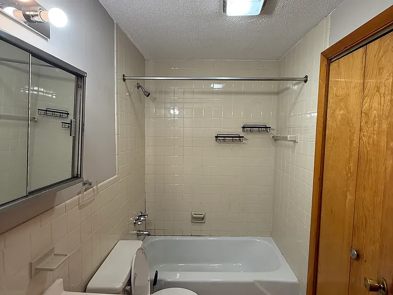 17 Brown St #2R — Photo 10