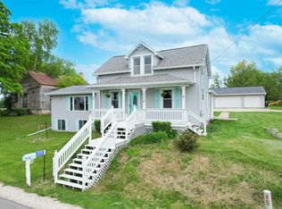 E1718 Hill Rd, Luxemburg, WI 54217