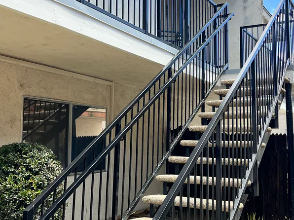 16062 Waikiki Ln #D, Huntington Beach, CA 92649