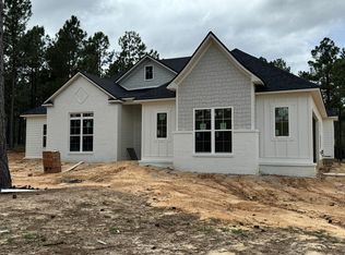 2222 Bateman Dr, Tifton, GA 31793