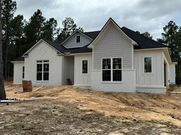 2222 Bateman Dr, Tifton, GA 31793
