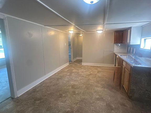 2nd image of 140 Courtillians Rd