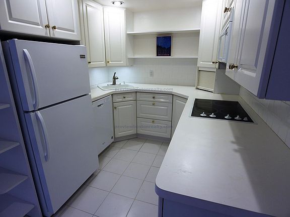 2nd image of 50-56 Broadlawn Park #27
