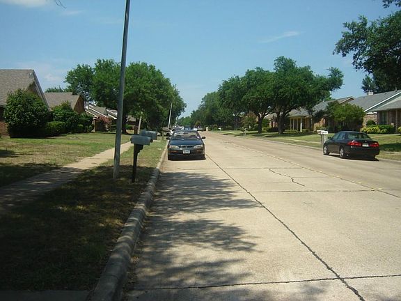2nd image of 141 Kingsbridge Dr