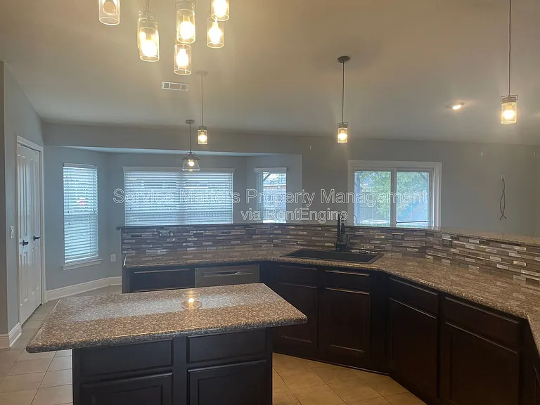7063 Harvest Way — Photo 6