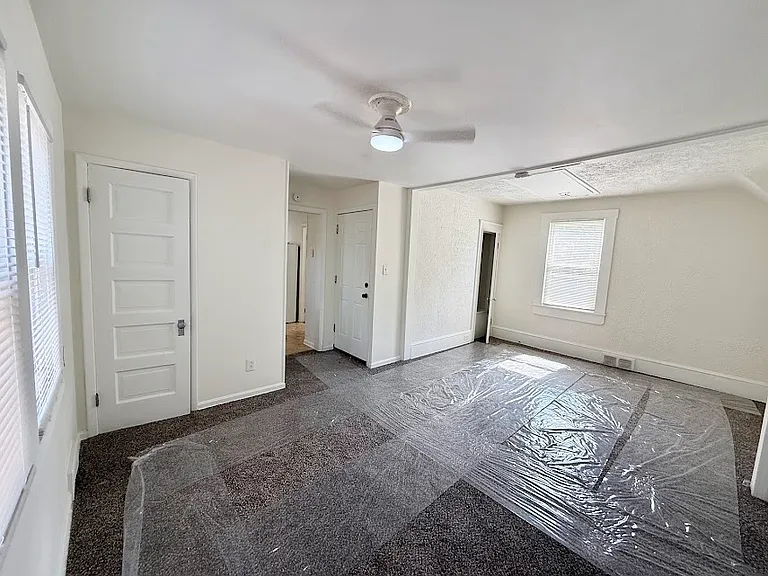 3925 W 22nd St #UP — Photo 11
