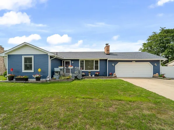 48027 Mallard Dr, Chesterfield, MI 48047