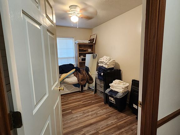 2nd image of 120 Joe Dr