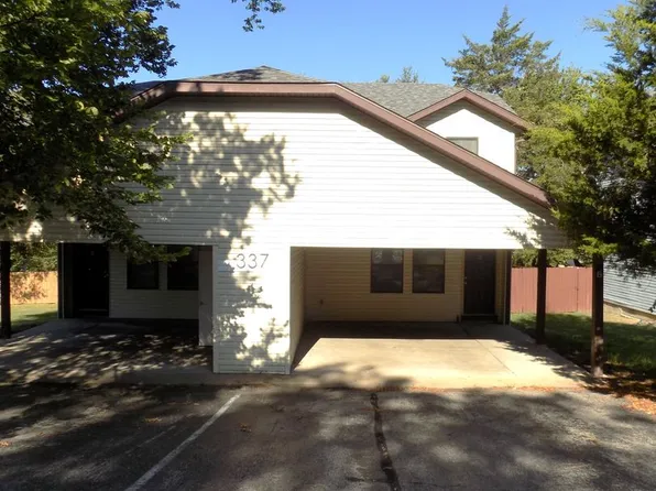 337 Hawthorne St #B, Hollister, MO 65672