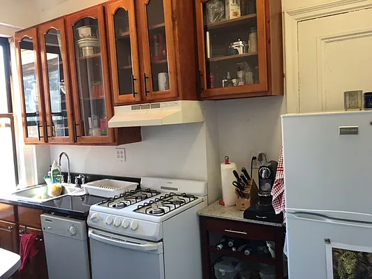 Rented by Pink Stone Realty LLC | media 22