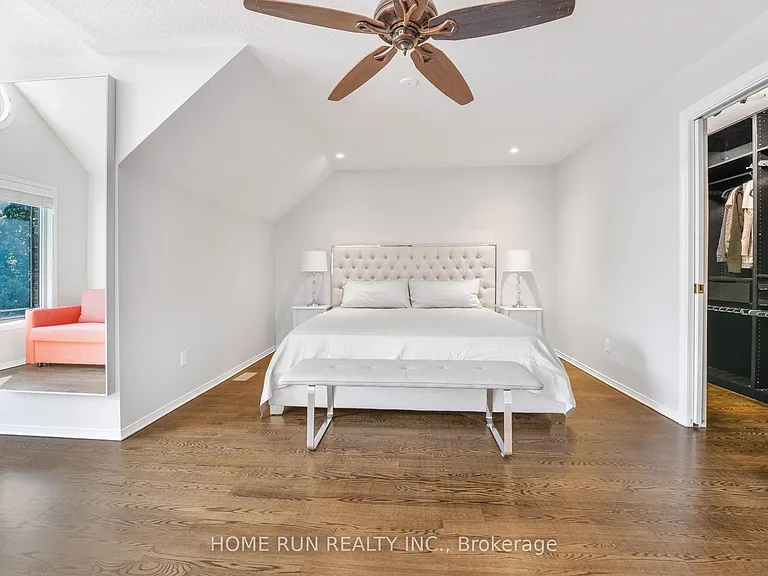 1157 Elmlea Dr — Photo 15