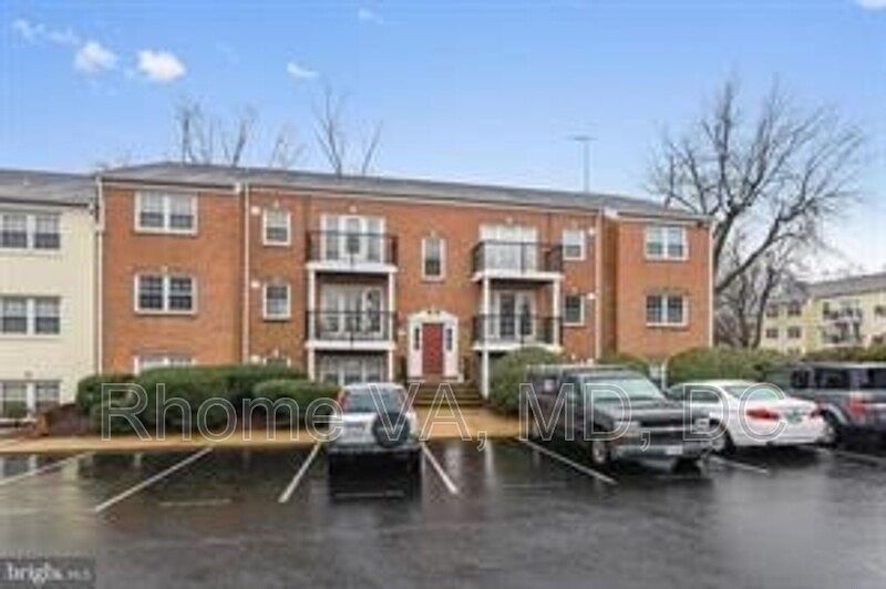 1st image of 9471 Fairfax Blvd APT 304