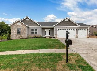 1805 Barclay Forest Ct, Wentzville, MO 63385