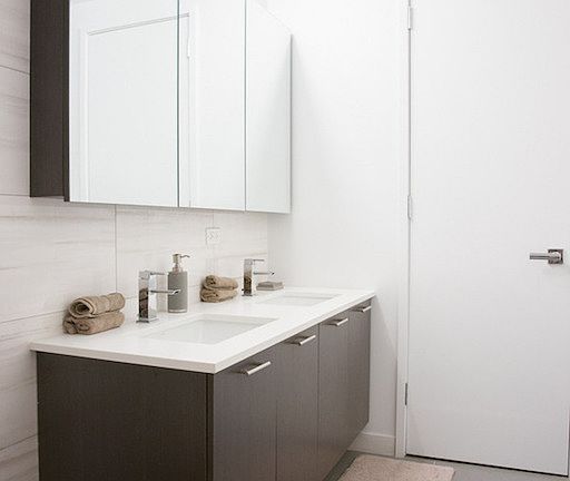 5th image of 247 E 28th St APT 5A
