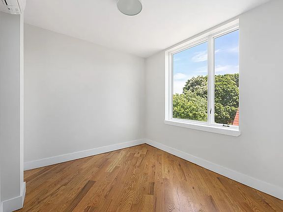 3rd image of 291 Fenimore St #4R