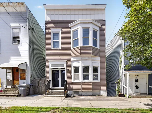 22 N Manning Boulevard, Albany, NY 12206