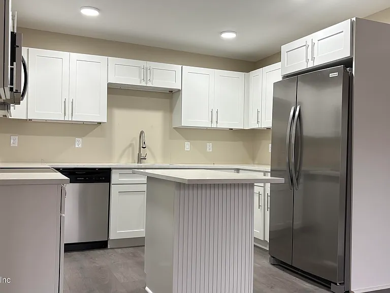 5933 Jammes Rd — Photo 15