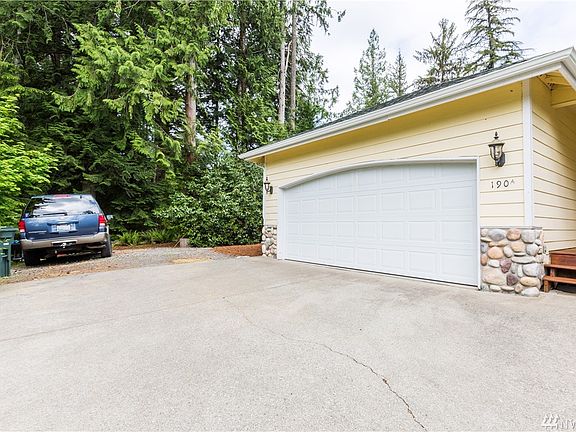 3rd image of 190 Polo Park Dr #A