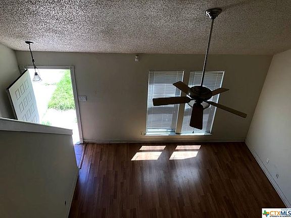 5th image of 2117 Caprice Dr