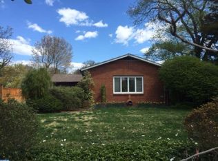 606 Sanhican Dr, Trenton, NJ 08618